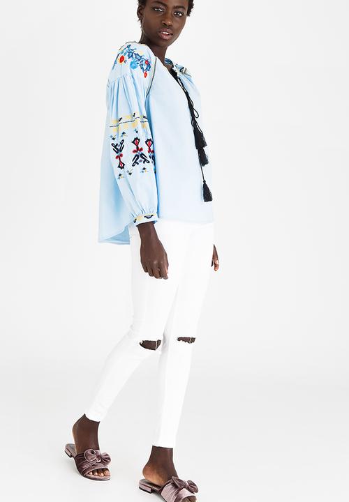 STYLE REPUBLIC - Embroidered Sleeve Blouse Pale Blue