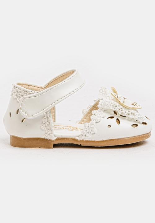 Pop Candy - Girls Cut out Pump White