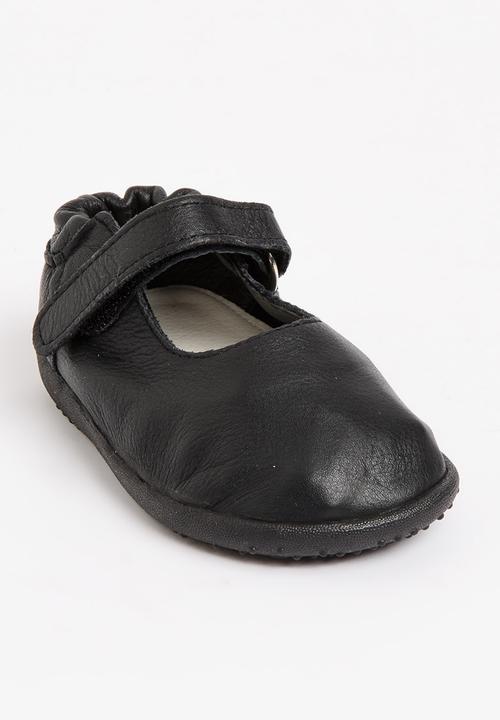shooshoos - Down A Dream Pump Black