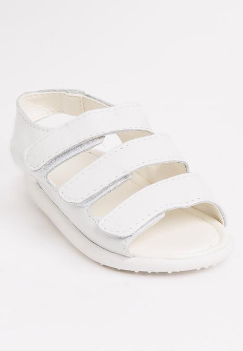 shooshoos - Cost To Coast Sandal White