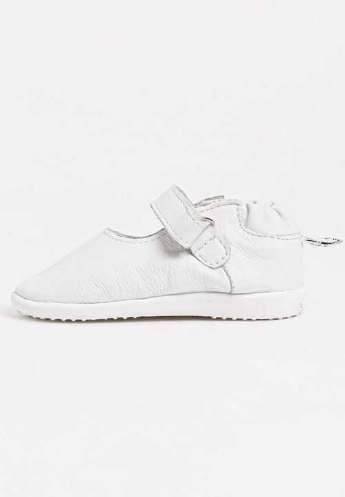 shooshoos - Nightingale Pump White
