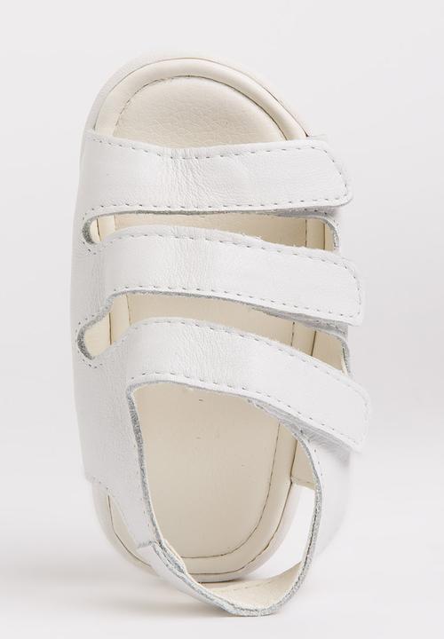 shooshoos - Cost To Coast Sandal White