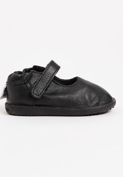 shooshoos - Down A Dream Pump Black