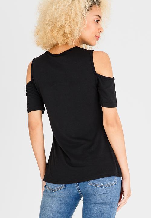 c(inch) - Cold Shoulder T-shirt Black