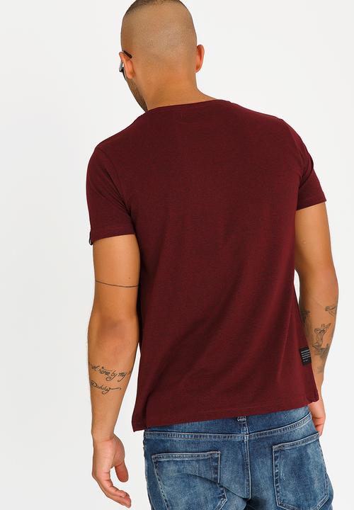 Dissident - Guildford Crew Neck Tee Burgundy