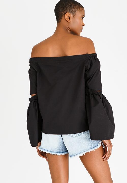 Noisy May - Bronce Cut-out Detail Top Black