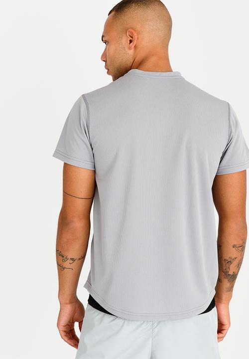 Lithe - Theta Airtex Skull Print Tee Grey