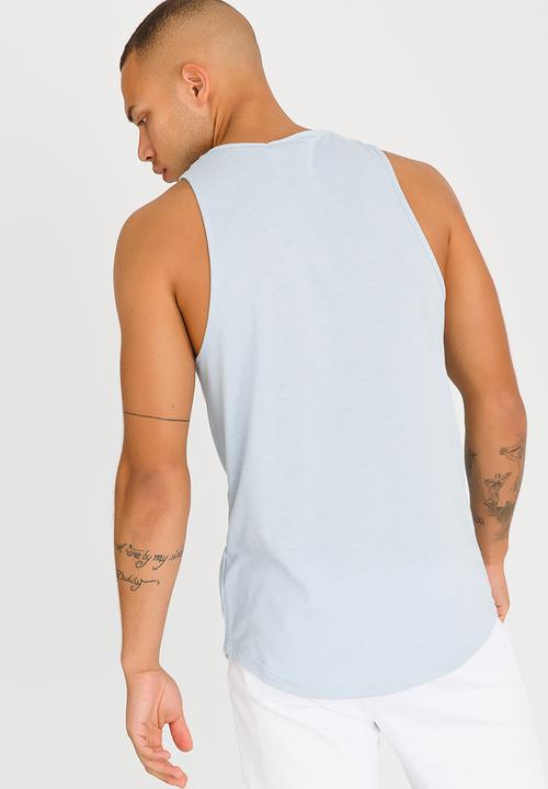 STYLE REPUBLIC - Arnie Styled Vest Pale Blue