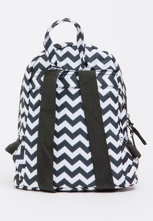 Pop Candy - Zigzag Backpack Black and White