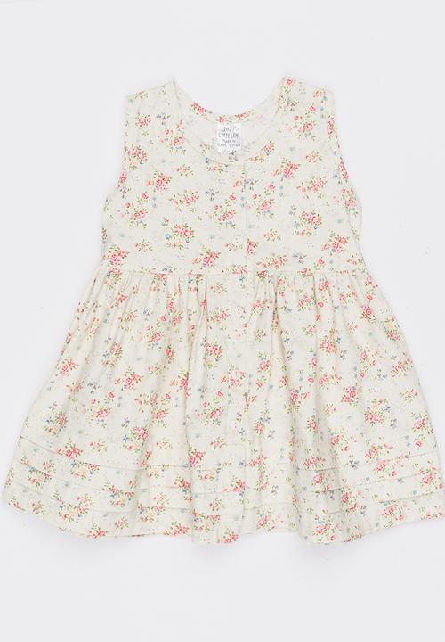 Just chillin - Summer Dress Pale Yellow