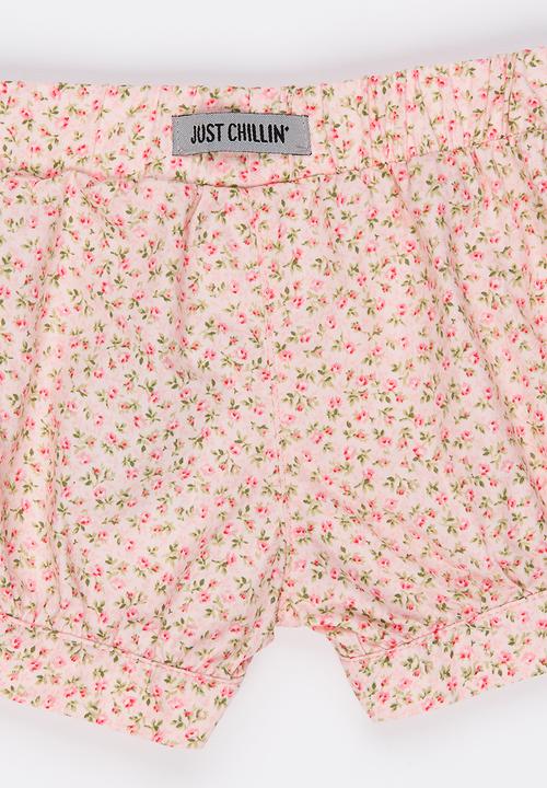 Just chillin - Shorts Floral