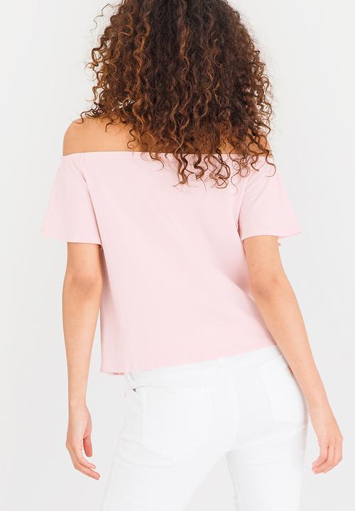 GUESS - Guess Off Shoulder Amor Tee Mid Pink