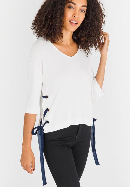 STYLE REPUBLIC - Lace-up T-shirt White