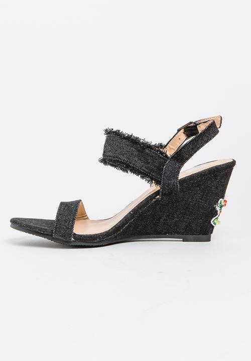 Footwork - Embroidered Wedges Black