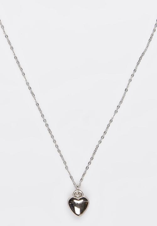 Jewels and Lace - Heart Charm Necklace Silver