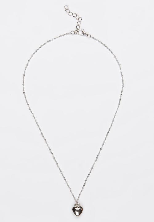 Jewels and Lace - Heart Charm Necklace Silver