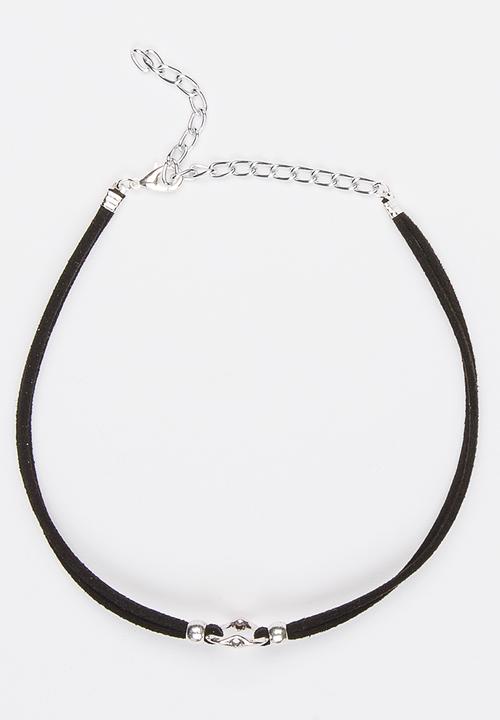 Jewels and Lace - Heart Choker Black