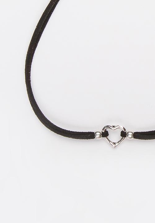 Jewels and Lace - Heart Choker Black