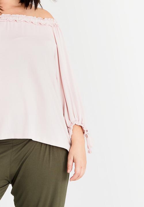 Slick - Daria Off the Shoulder Top Pale Pink