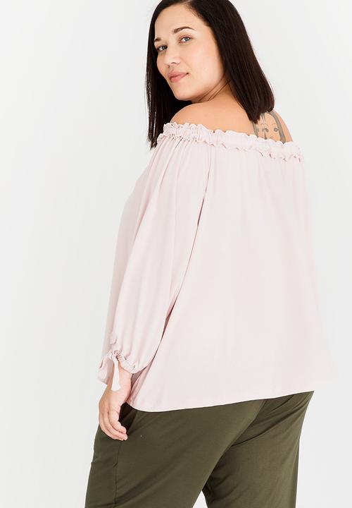Slick - Daria Off the Shoulder Top Pale Pink