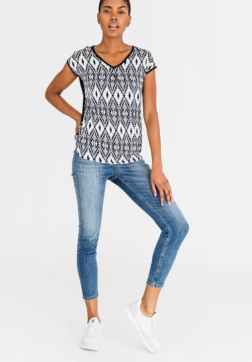 JEEP - All Over Printed V-neck Top Black and Grey