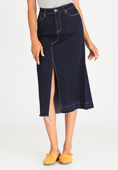 STYLE REPUBLIC - Maxi Denim Skirt with Front Slit Dark Blue