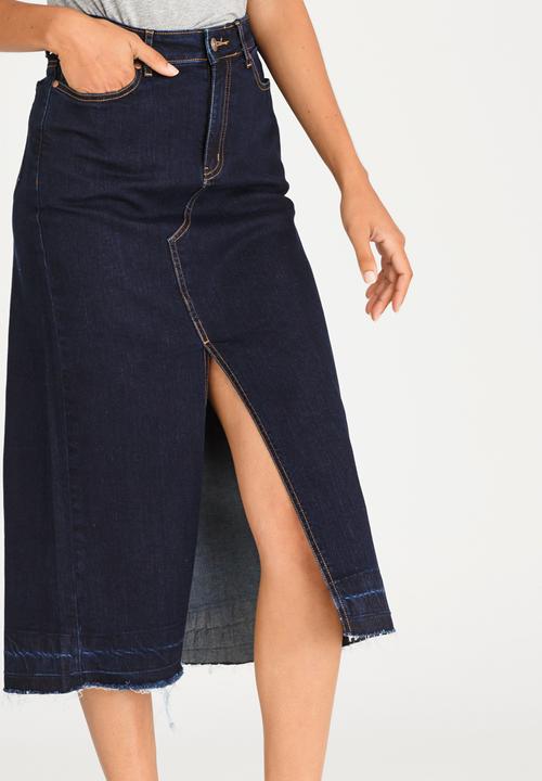 STYLE REPUBLIC - Maxi Denim Skirt with Front Slit Dark Blue