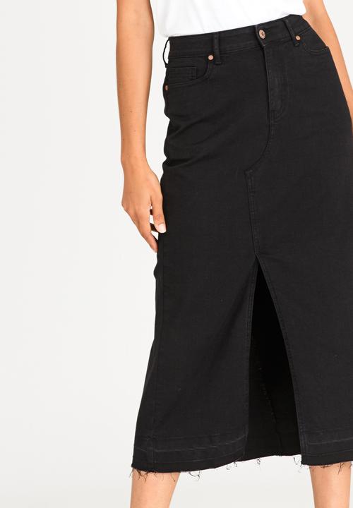 STYLE REPUBLIC - Maxi Denim Skirt with Front Slit Black