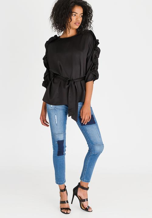 STYLE REPUBLIC - Frill Detail Blouse Black
