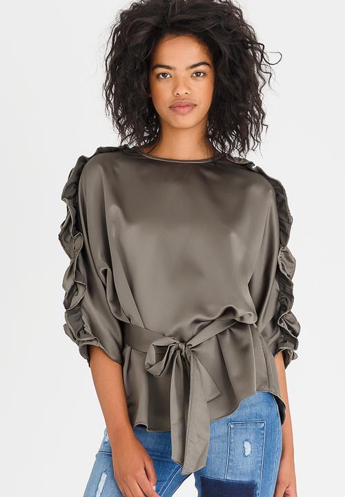 STYLE REPUBLIC - Frill Detail Blouse Dark Green