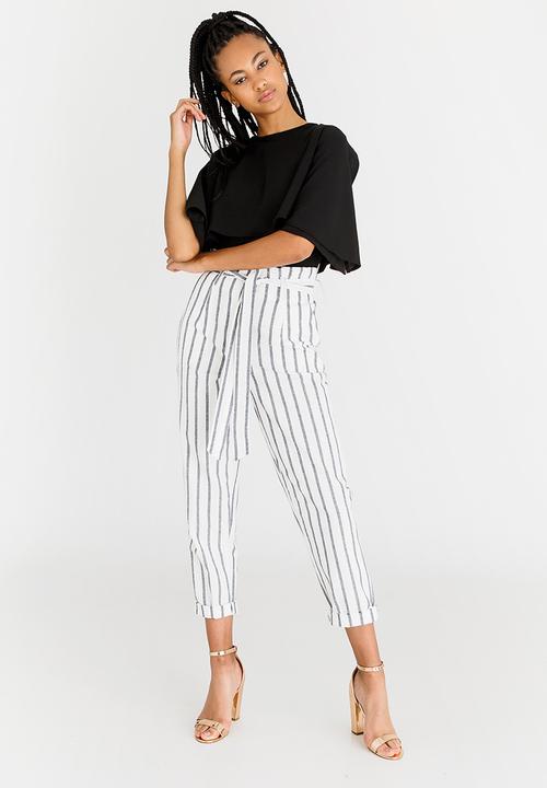 STYLE REPUBLIC - Cape Bodysuit Black