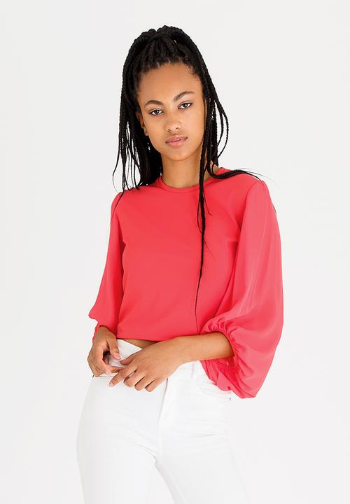 STYLE REPUBLIC - Open Back T-shirt Coral