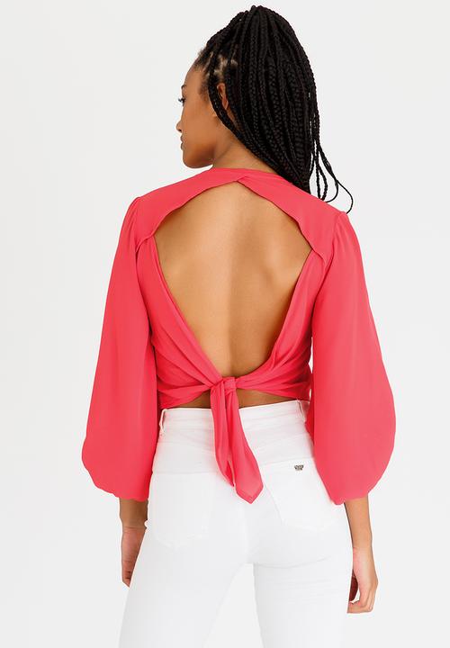 STYLE REPUBLIC - Open Back T-shirt Coral