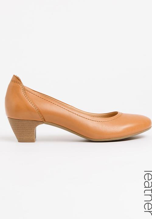 Patent Leather Courts Camel Green Cross 