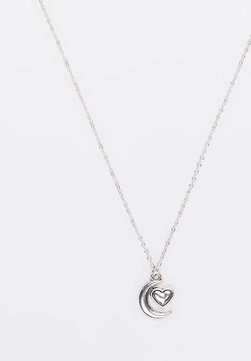 Jewels and Lace - Heart Moon Necklace Silver