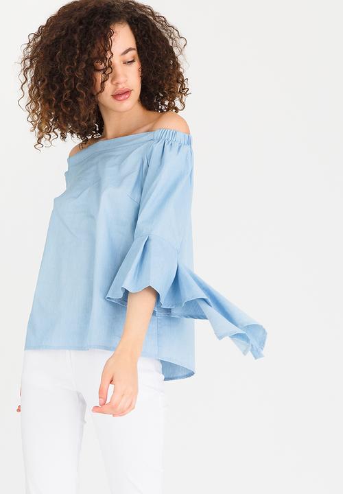 cath.nic - Bell Sleeve off The Shoulder Top Pale Blue