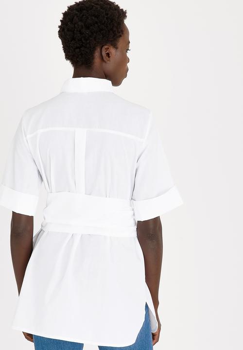 STYLE REPUBLIC - Ring Detail Shirt White