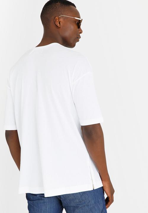 Resist - Oversized Half Sleeves T Shirt White