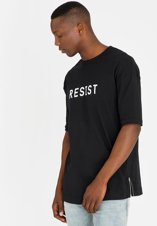 Resist - Oversized Half Sleeves T Shirt Black