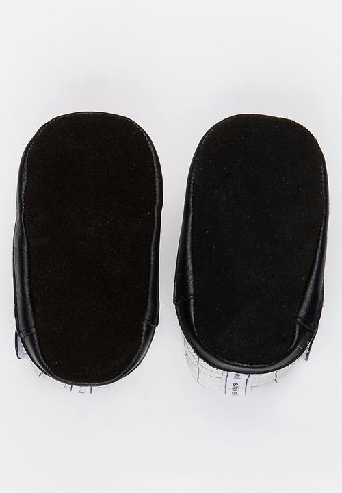 shooshoos - Area 51 High  Top Sneaker Black and White