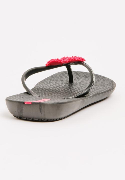 Ipanema - Heart  Flops Black