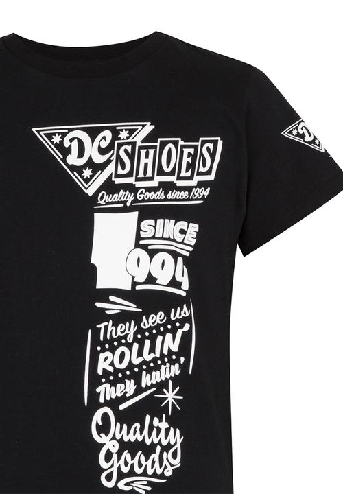 DC - Benefit  Short Sleeve Boys Tee Black