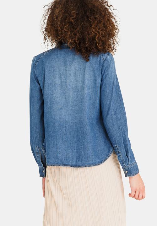 Vero Moda - Daisy Badge Detail Denim Shirt Mid Blue