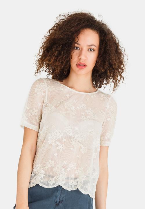 Vero Moda - Mira Lace Detail Top White