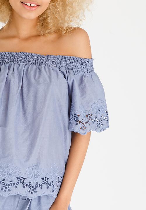 ONLY - Sara Off-the-shoulder Top Pale Blue