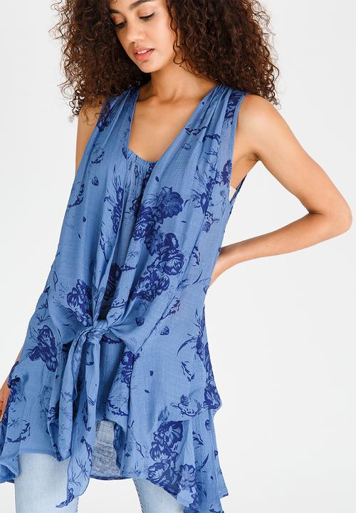 Revenge - Patterned Dip Hem Tunic Blue