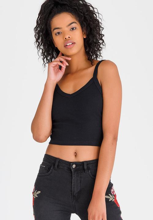 c(inch) - Cropped Ribbed Cami Black
