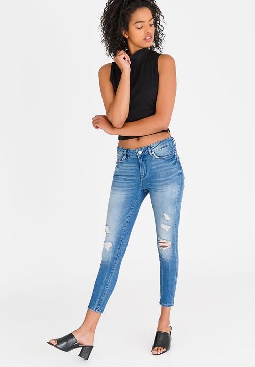 c(inch) - High Neck Ribbed Top Black