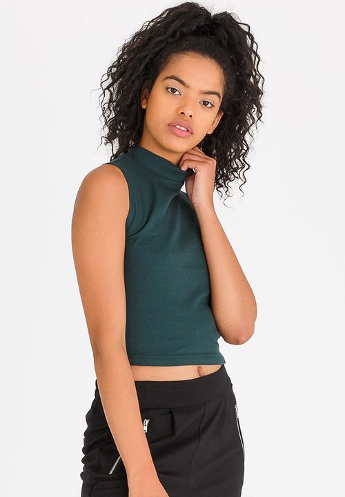 c(inch) - High Neck Ribbed Top Dark Green