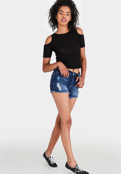 c(inch) - Cold Shoulder T-shirt Black